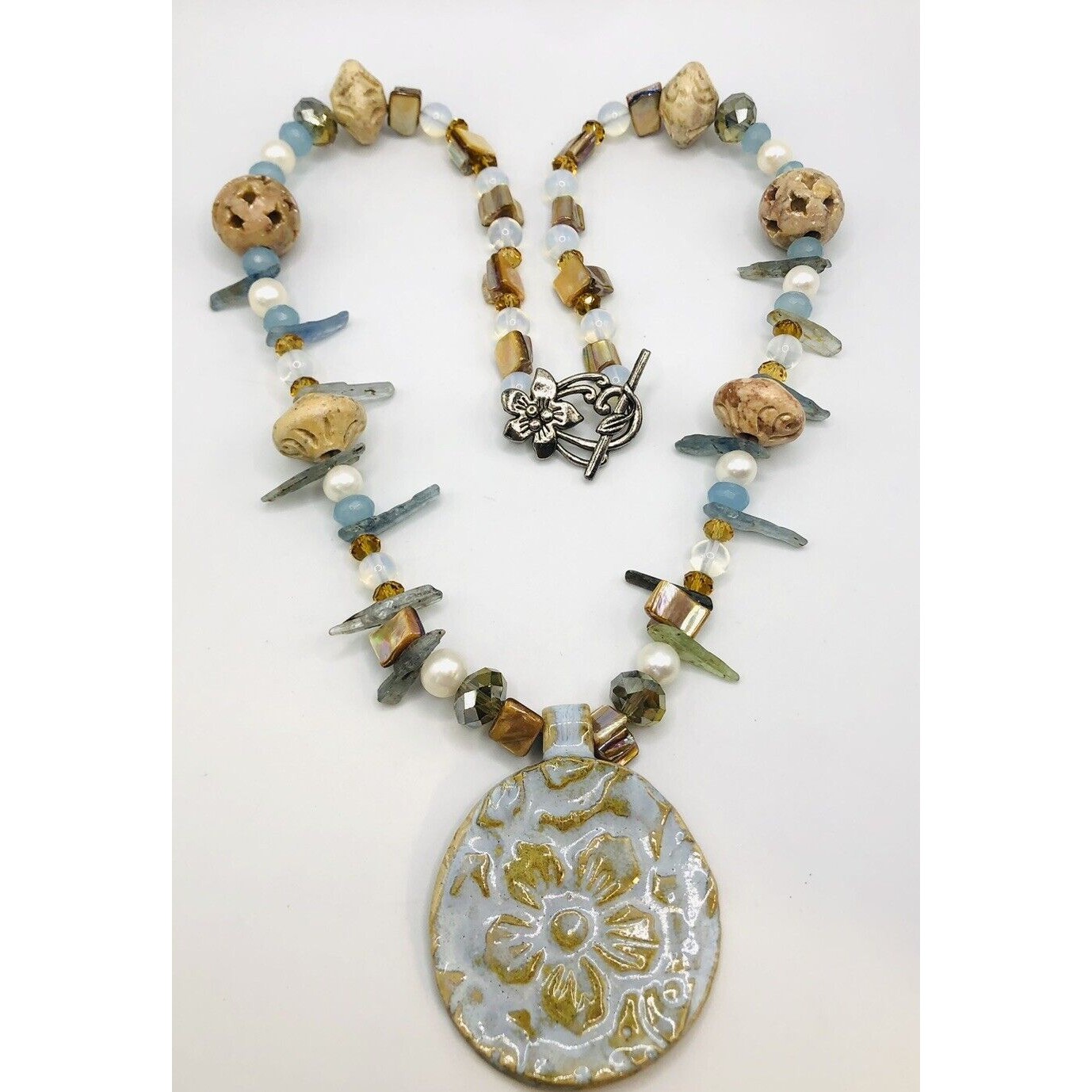 Artisan Signed NecklaceCrystalGlassStoneShellCeramicPearl-Flower Toggle 48$